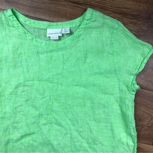 Cynthia Rowley Green 100% Linen Short Sleeve Top With Button Accents